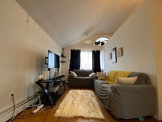 3rd image of 83-32 159th St #2