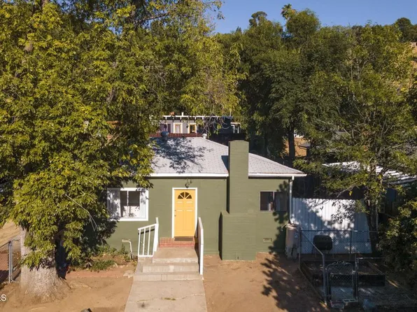 9900 Sunland Blvd, Sunland, CA 91040