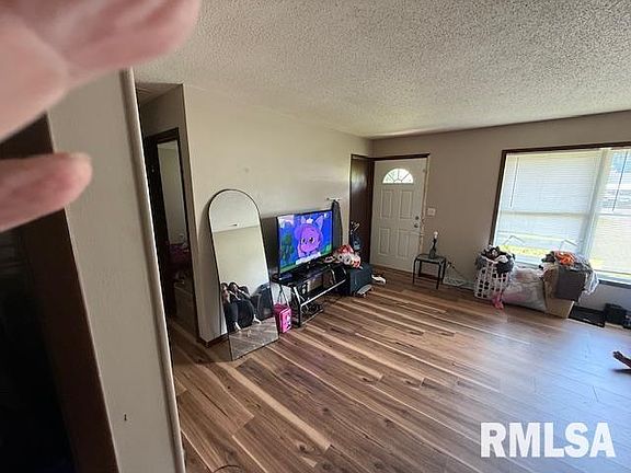 5th image of 109 Highlander Dr #2