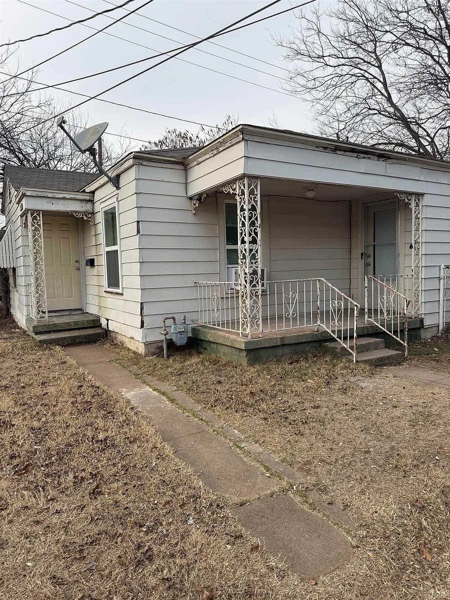 Building Photo - 3102 Avenue K