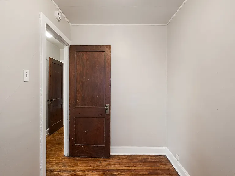 East Evans Apartments — Photo 63