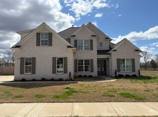 1683 Clair Cir S, Hernando, MS 38632