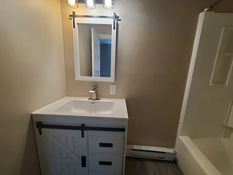 55-57 S Potomac St #201 — Photo 4