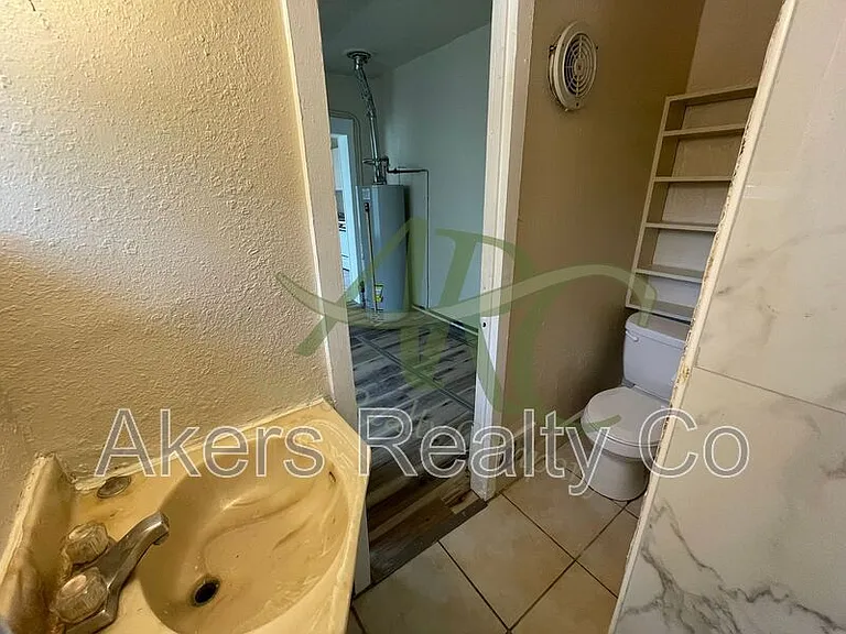 920 Damson St — Photo 18