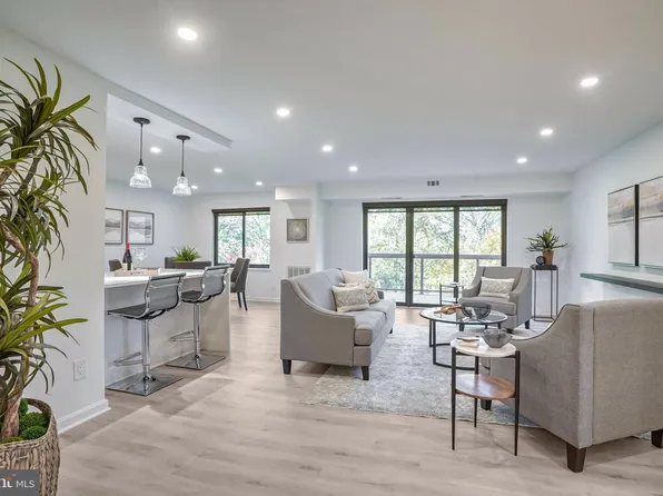 203 Yoakum Pkwy APT 1811, Alexandria, VA 22304