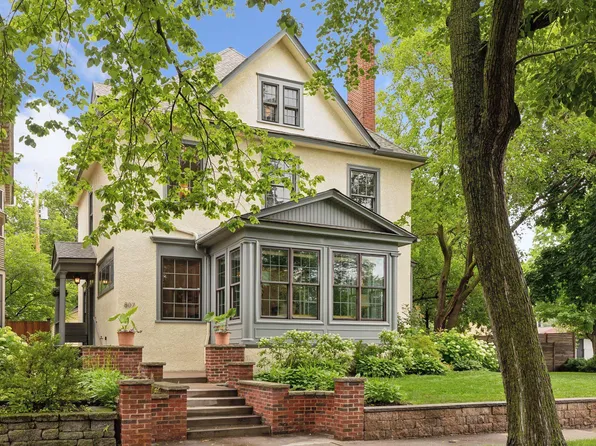 807 Ashland Ave, Saint Paul, MN 55104