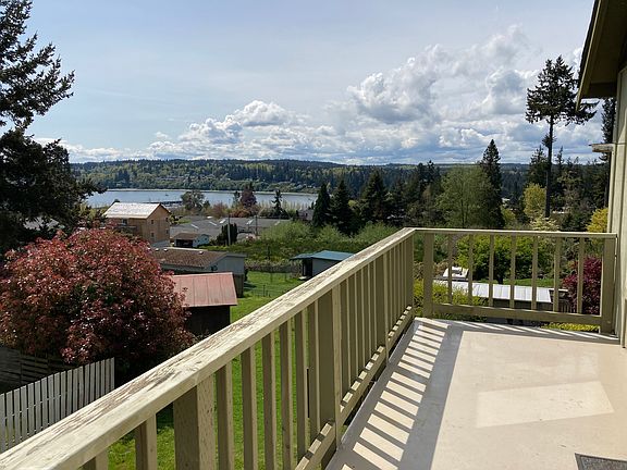 View of Apple Tree Cove and the forests of Kitsap County.