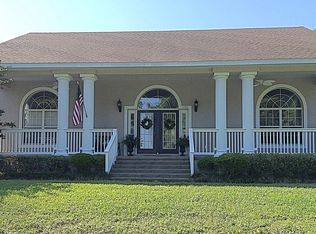 1701 Lakeshore Dr, Eustis, FL 32726