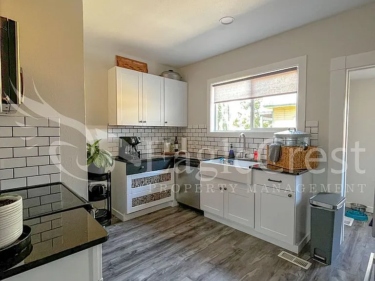 307 S Roosevelt St — Photo 10
