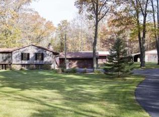 6964 Konitzer Rd, Oconto Falls, WI 54154