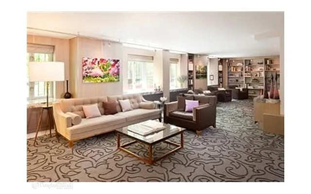 Rented by Douglas Elliman | media 15