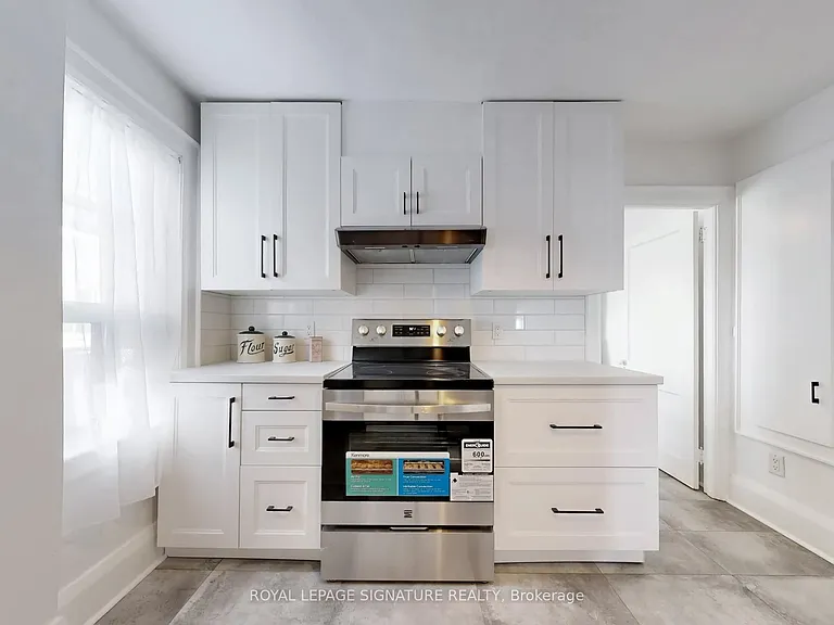 117 Westmount Ave #UPPER — Photo 17