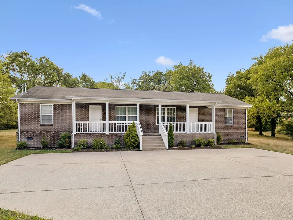 3502 McGavock Pike