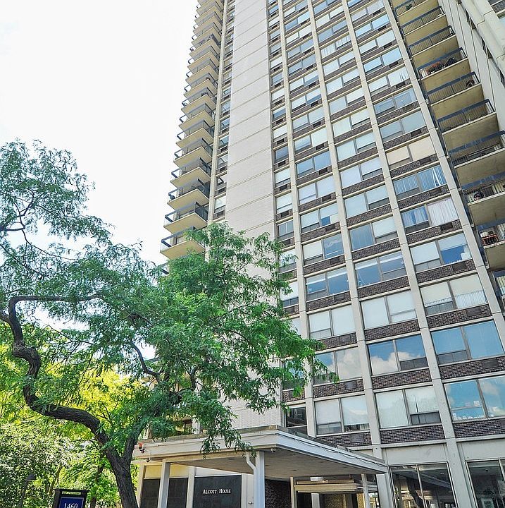 1st image of 1460 N Sandburg Ter APT 1710