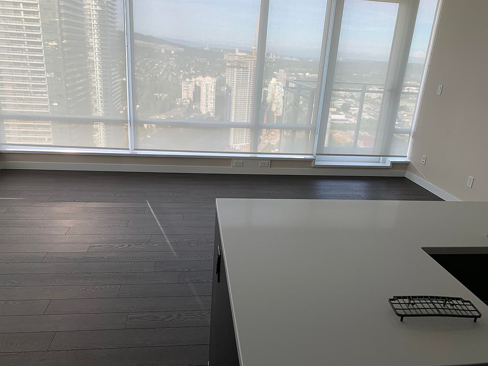 2nd image of 4485 Skyline Dr #4305