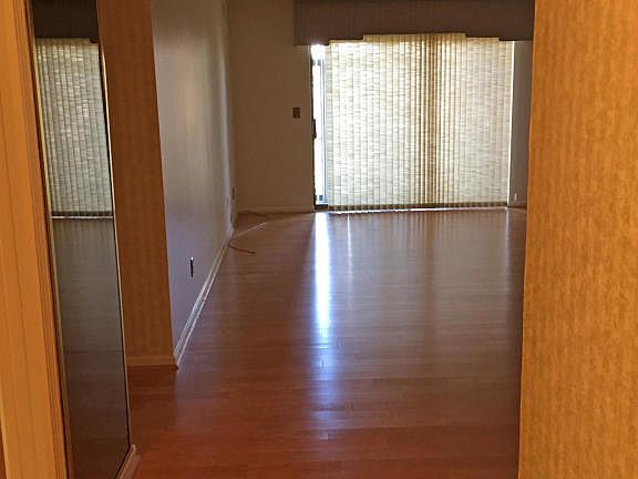 3rd image of 1602 Gardiner Ln APT 133