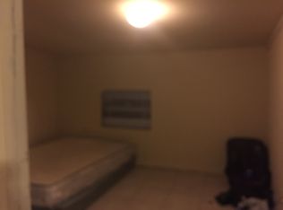 1004 E Chilkoot Ave, Tampa, FL 33612
