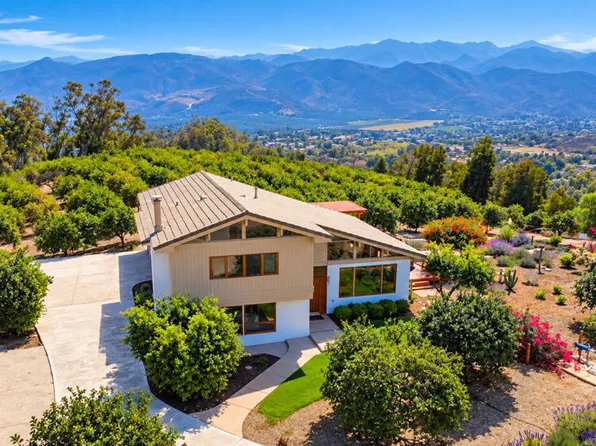 6860 Worth Way, Camarillo, CA 93012
