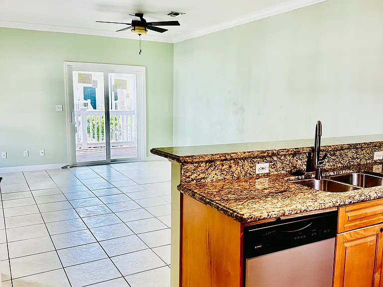 3029 N Roosevelt Blvd #22 — Photo 3