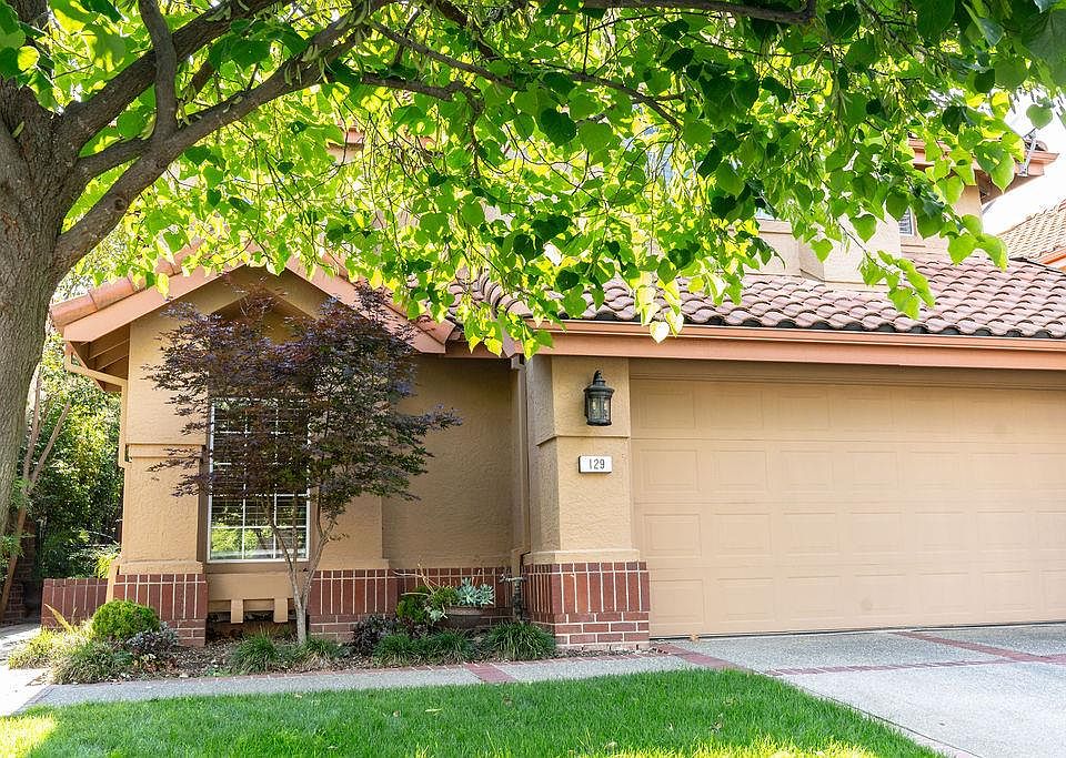 1st image of 129 Marble Canyon Dr
