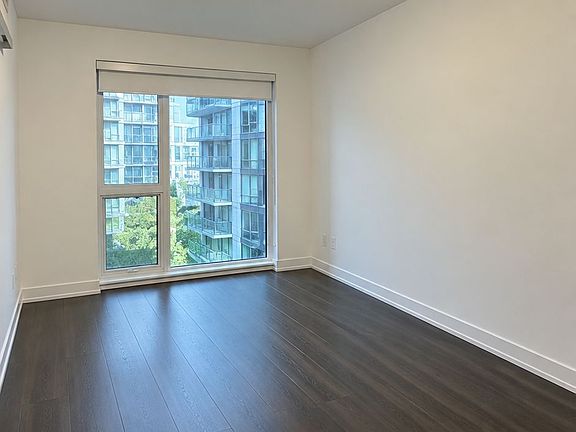 4th image of 25 Ordnance St #1511