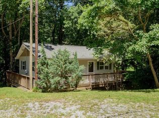 121 Burge Mountain Rd, Hendersonville, NC 28792