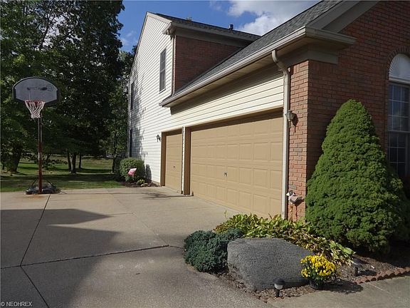 3 car garage