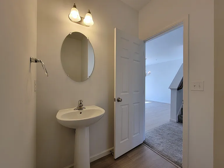 10 Glenbrook Ct — Photo 9