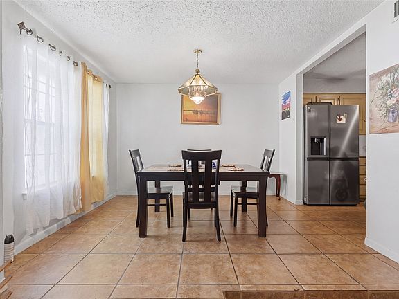 4th image of 14370 Haymeadow Cir