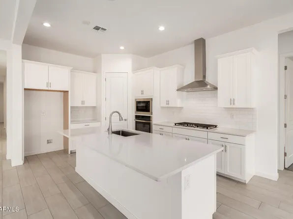 27611 N 176TH Drive, Surprise, AZ 85387