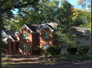 2460 Fishinger Rd, Columbus, OH 43220