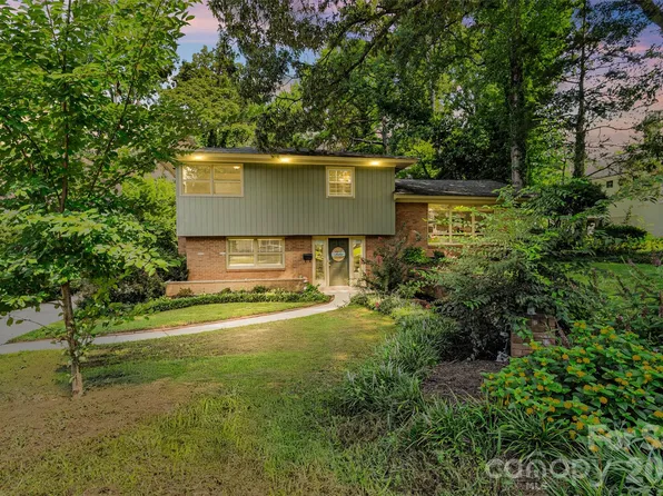 2911 Arundel Dr, Charlotte, NC 28209