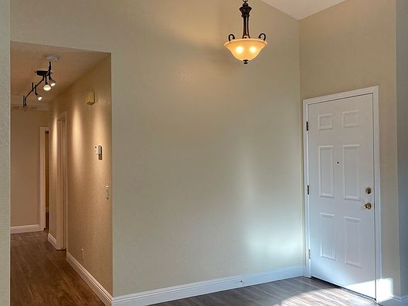 4th image of 5210 Heather Pine Ct