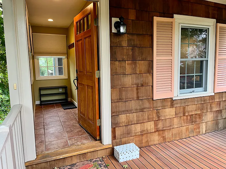 49 Sunnyside Ave — Photo 4