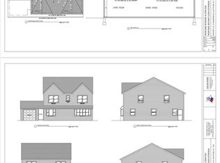 37 Sandpiper Ln, Levittown, NY 11756