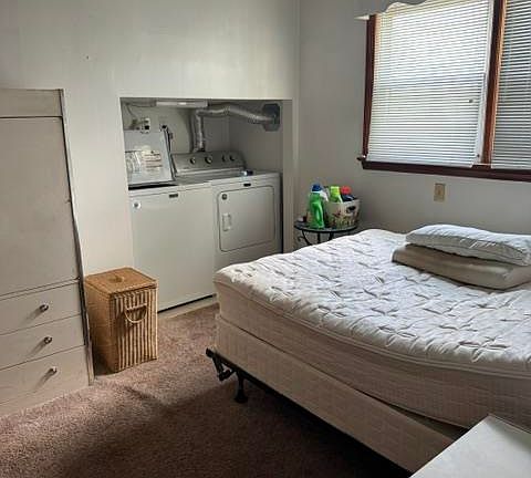 5th image of 809 4th St