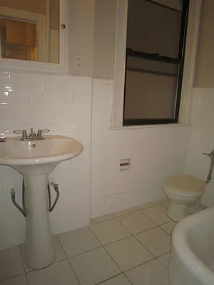 Rented by Immac Realty | media 30