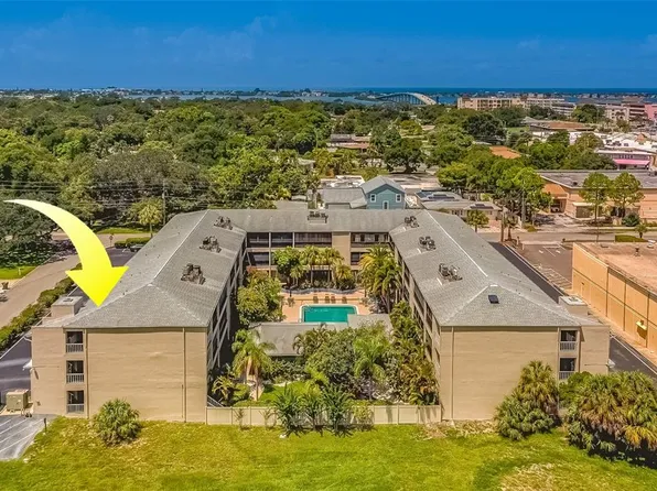 215 Valencia Blvd APT 301, Belleair Bluffs, FL 33770