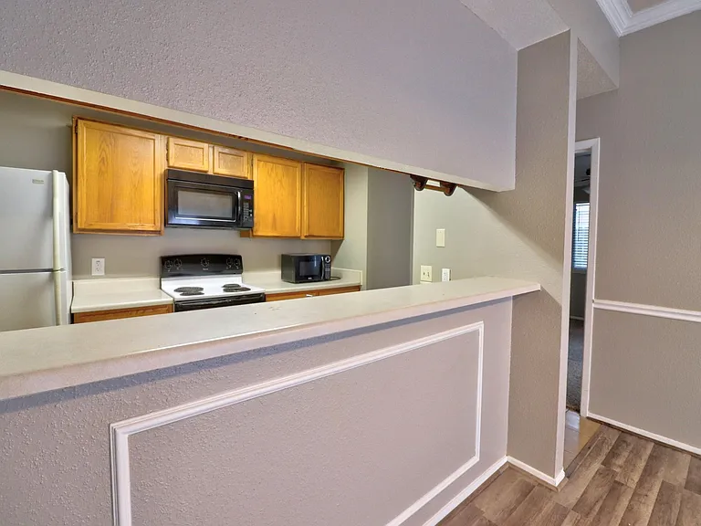 9203 Danforth Way — Photo 10