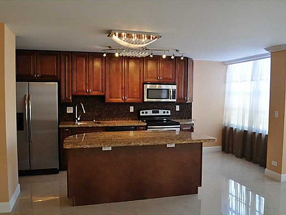 4th image of 231 174th Street #602