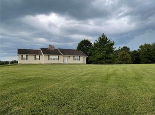 9215 Longview Dr, Dittmer, MO 63023
