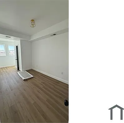448 Delafield Pl NW — Photo 5