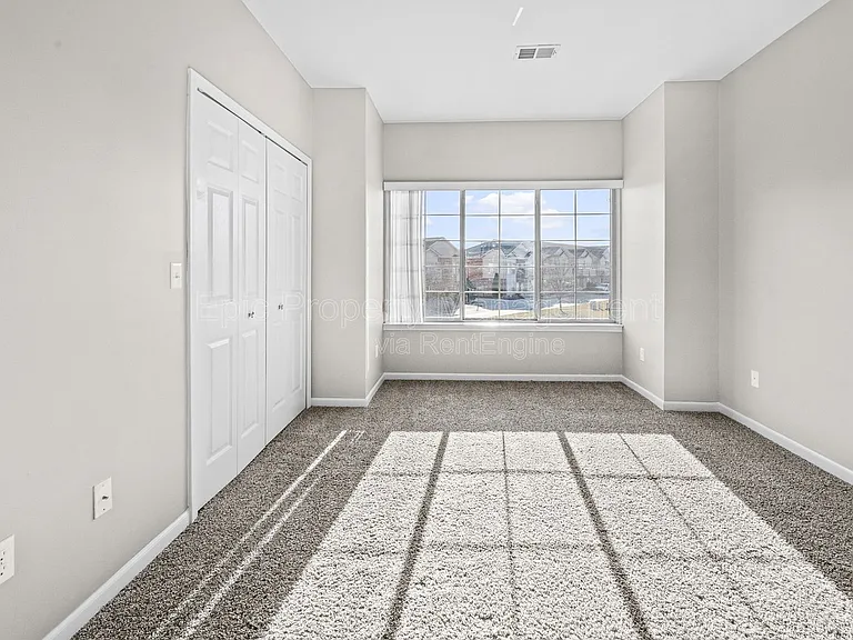 45487 Revere Dr — Photo 8