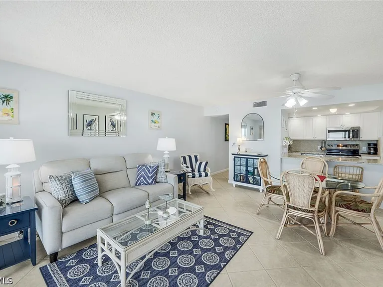 25840 Hickory Blvd #B102 — Photo 8