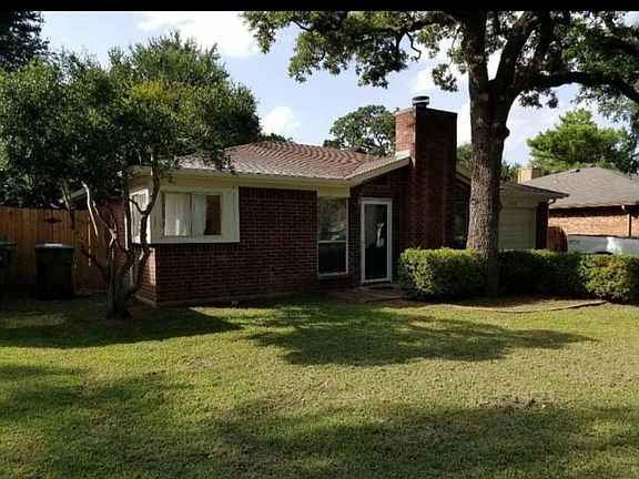 2nd image of 1208 Hidden Creek Dr