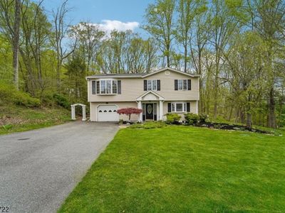 42 Scenic Dr, Green Twp, NJ, 07821