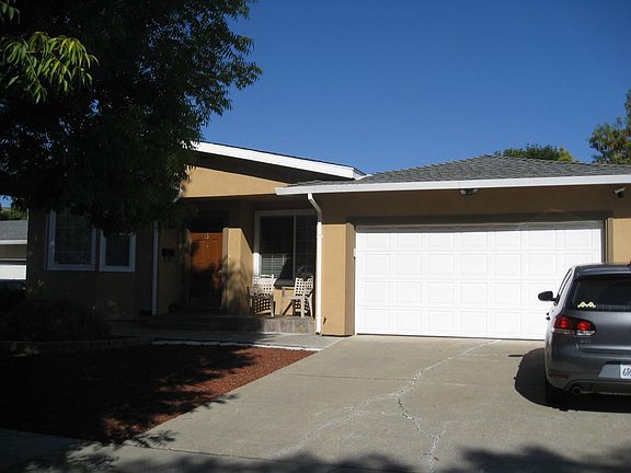 3rd image of 6332 Cloverhill Dr