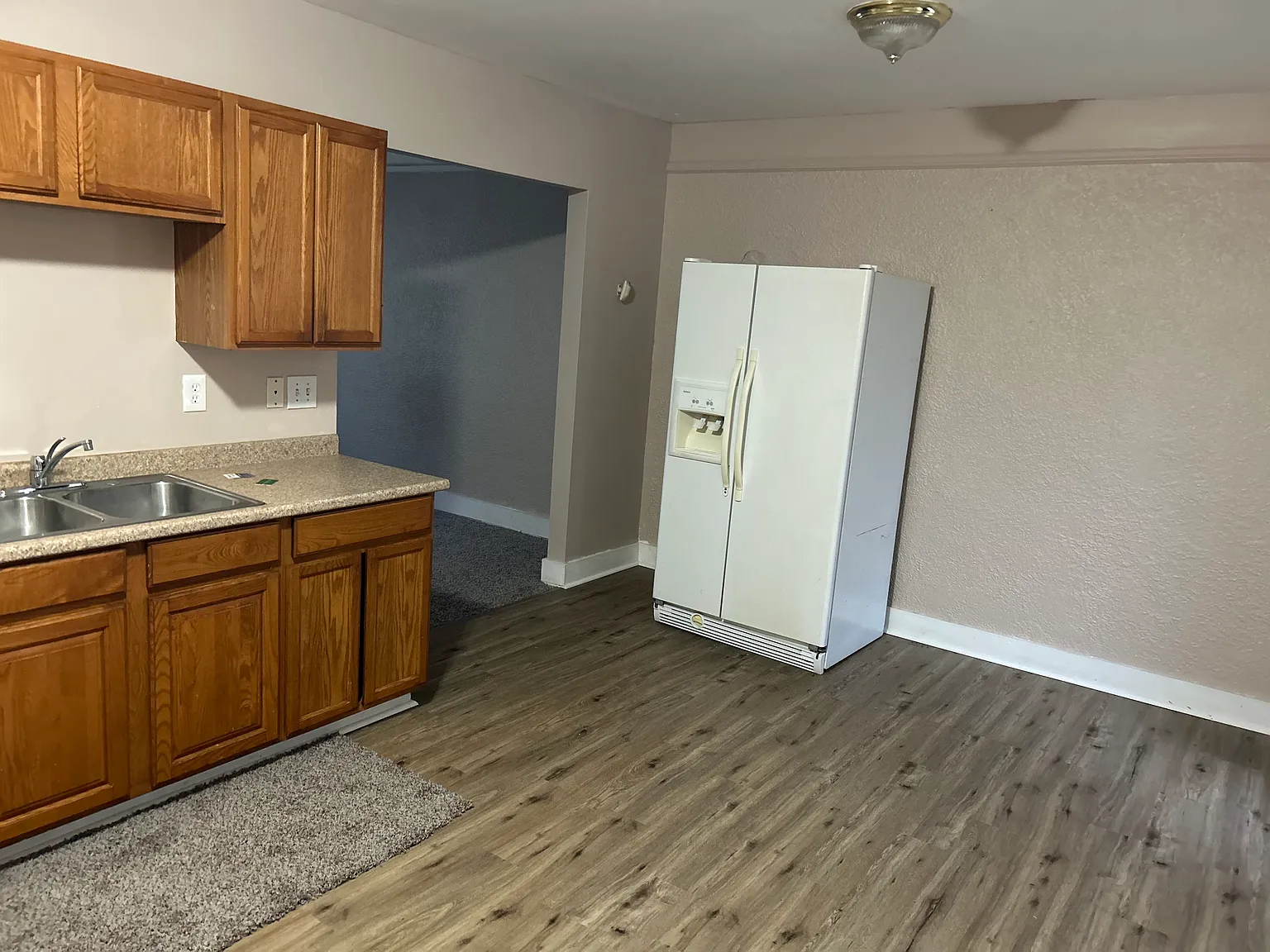 290 Liberty St — Photo 2