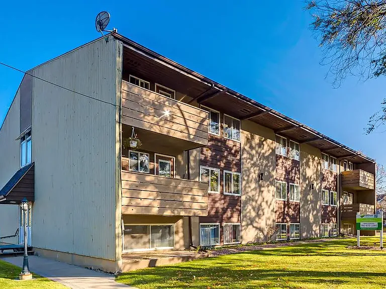41 Grand Dr #101 — Photo 10
