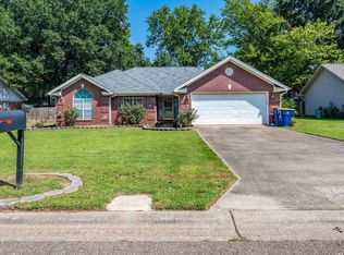 17 Robin Ln, Cabot, AR 72023